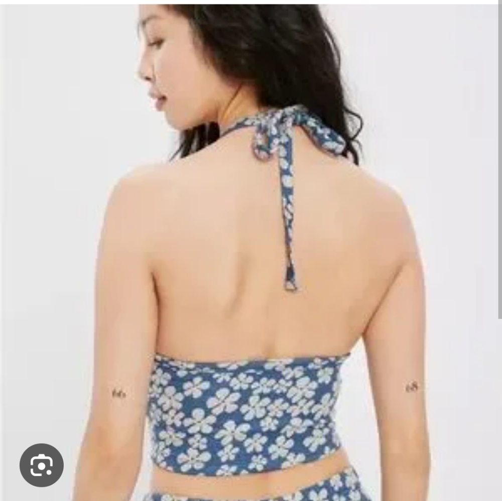 AEO floral cropped halter top - Picture 8 of 8